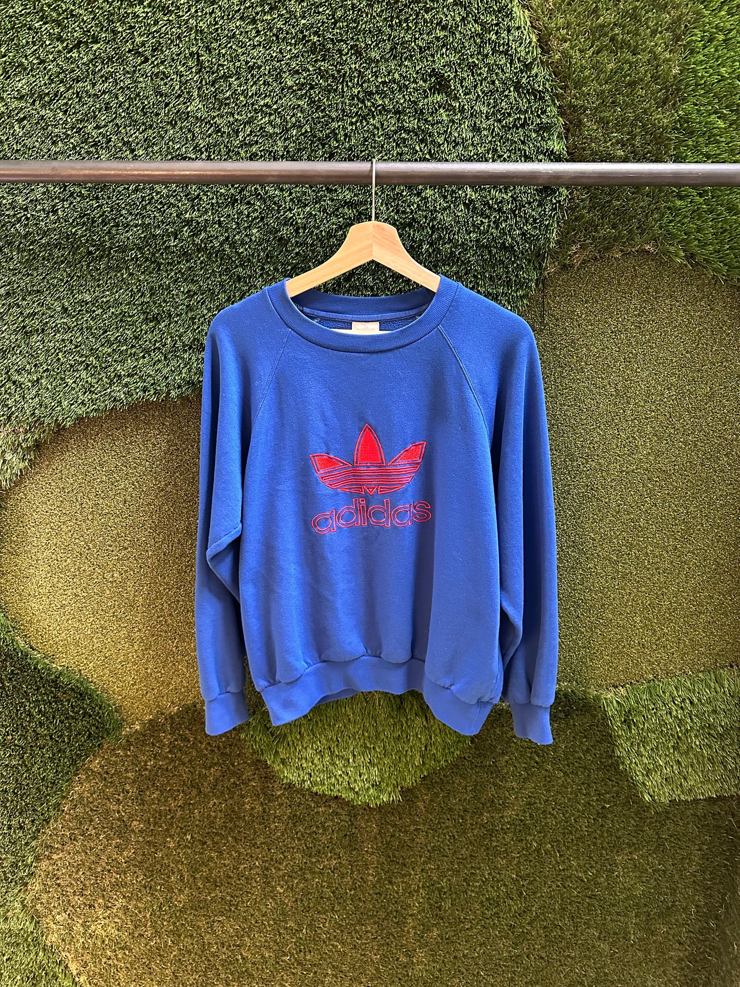 90s Adidas Logo Crewneck - L