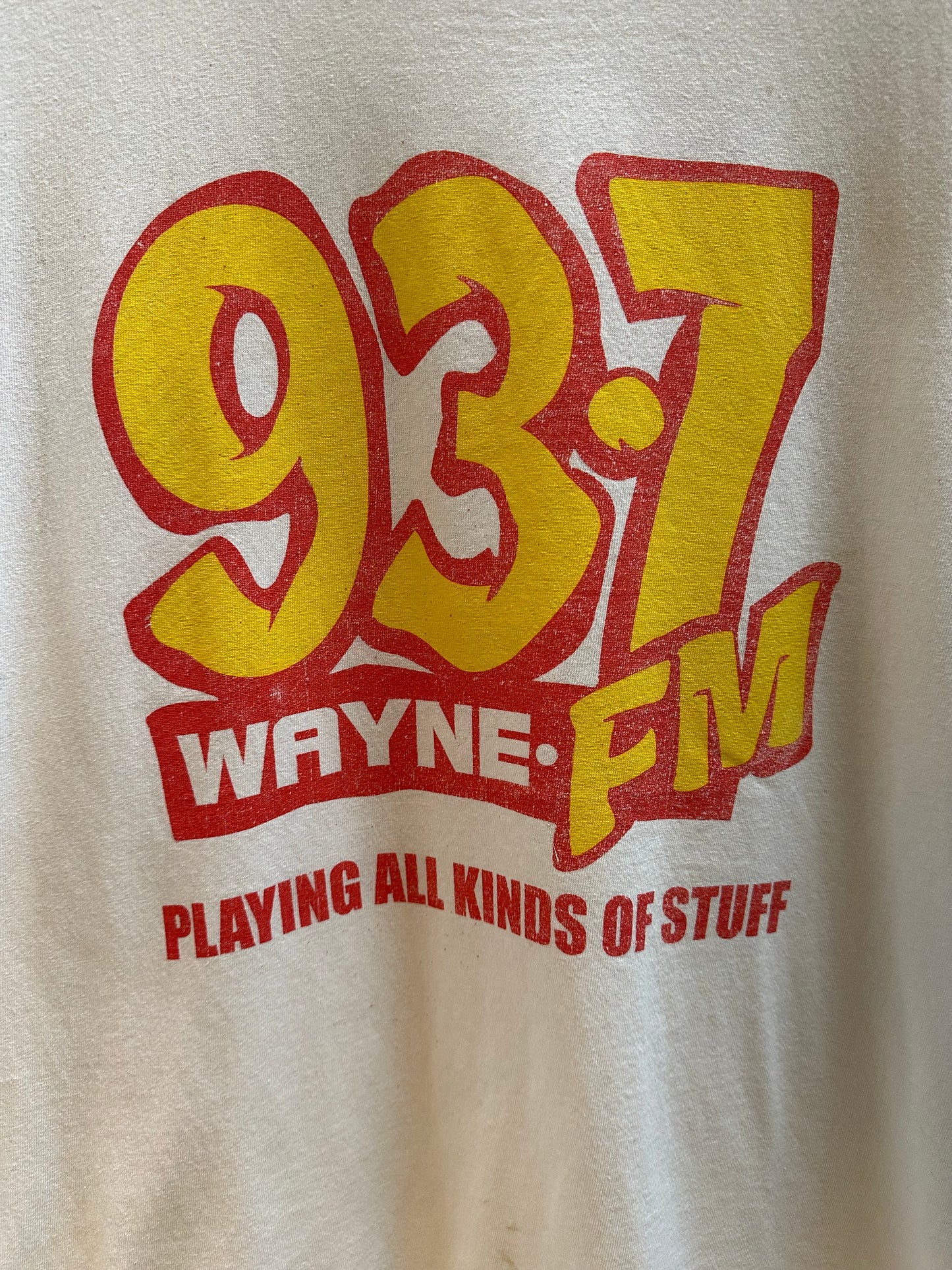 90s 93.7 WayneFM Radio Station T-shirt - XL