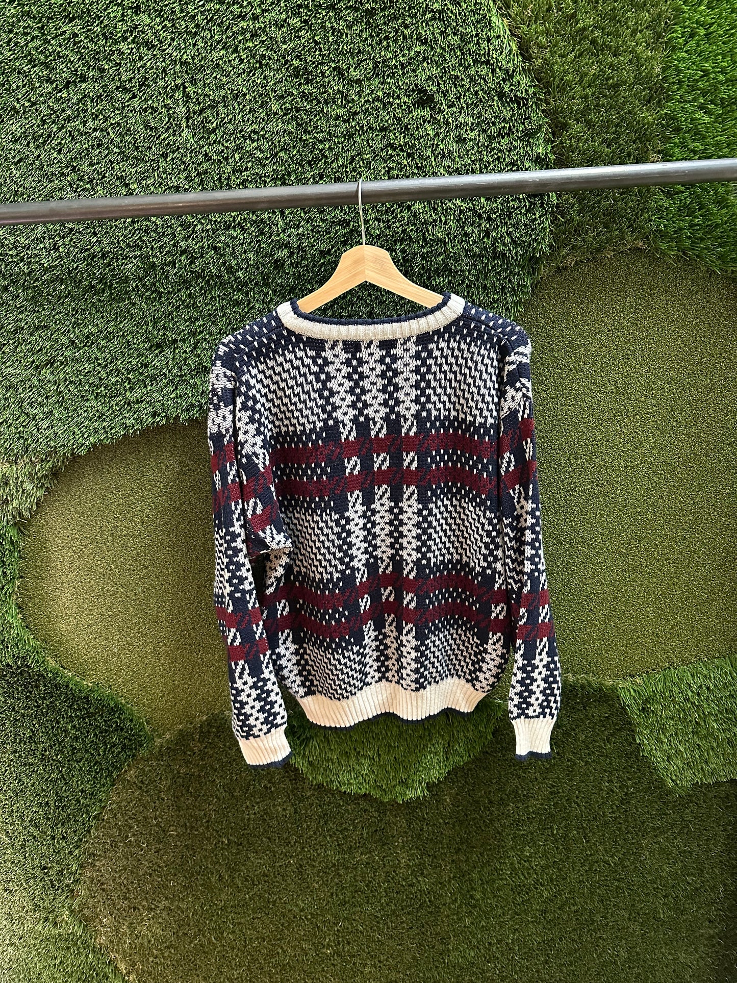 90s De Vono’s Striped Patterned Sweater - M