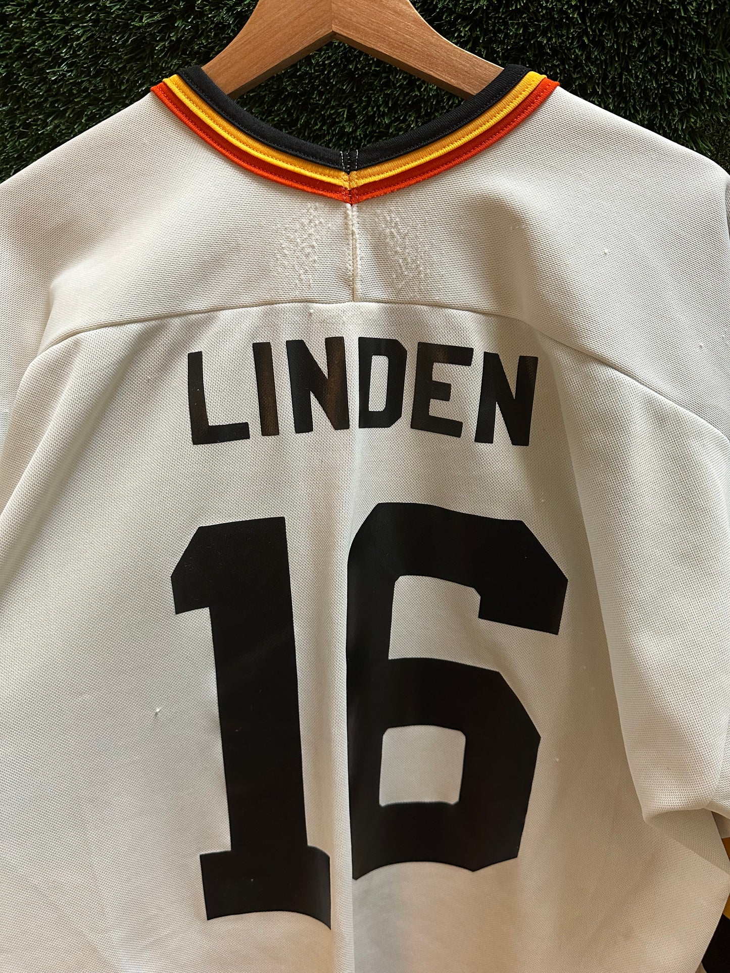 NHL 1989-90 Vancouver Canucks 20th Anniversary Trevor Linden Jersey - XL