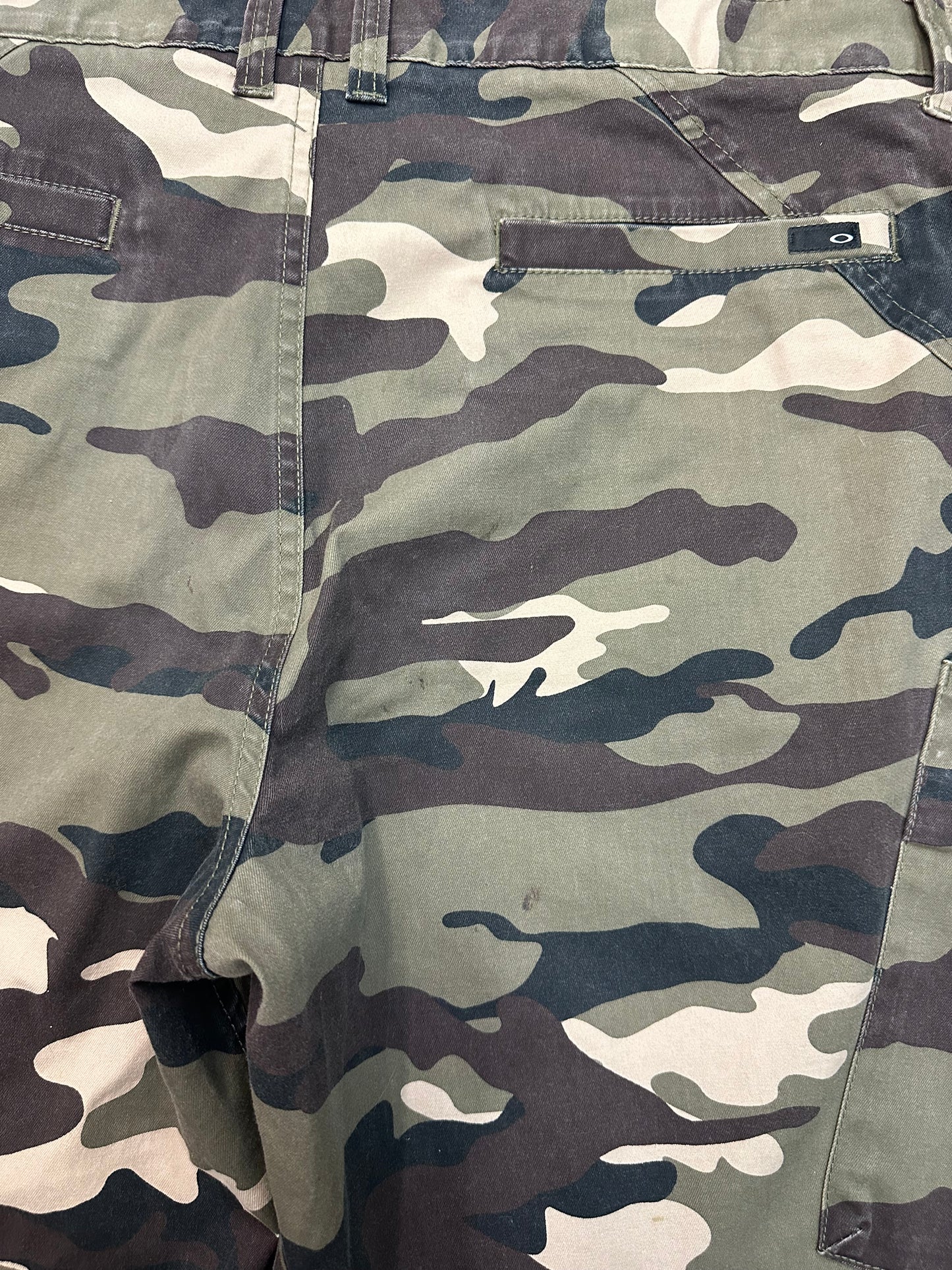 Oakley Camouflage Shorts - 38