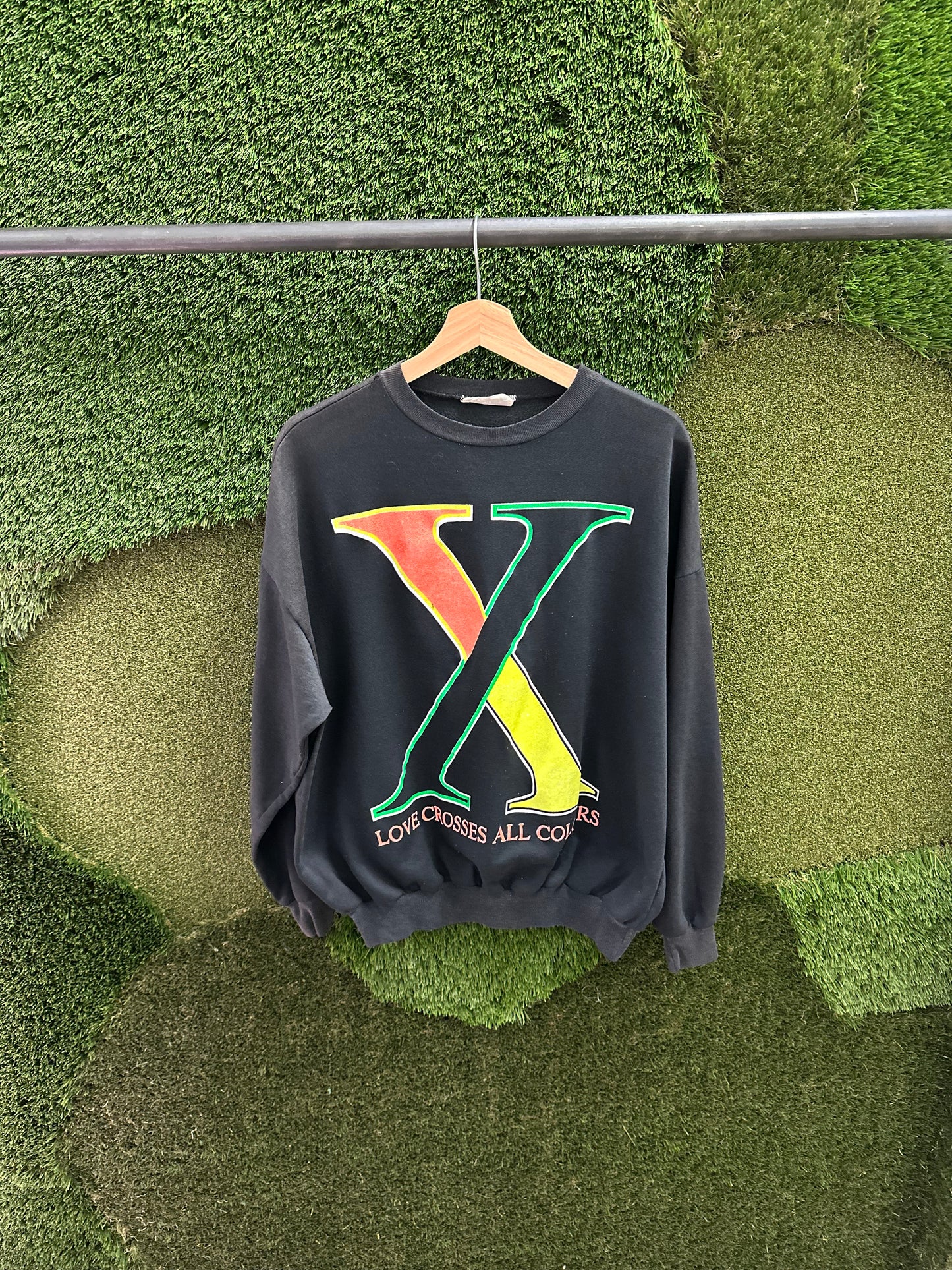 Vintage Love Crosses All Colours Crewneck - L