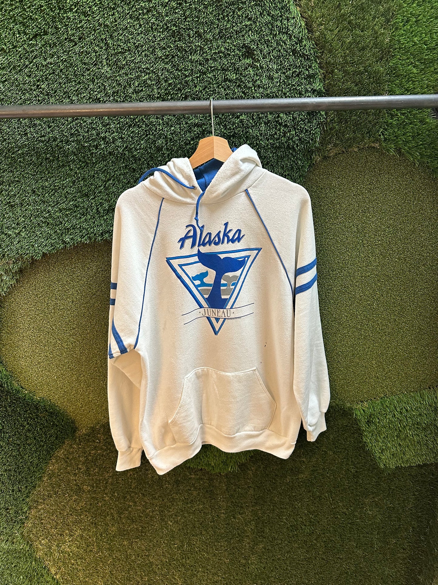 80s Alaska Whale Tail Hoodie - XL