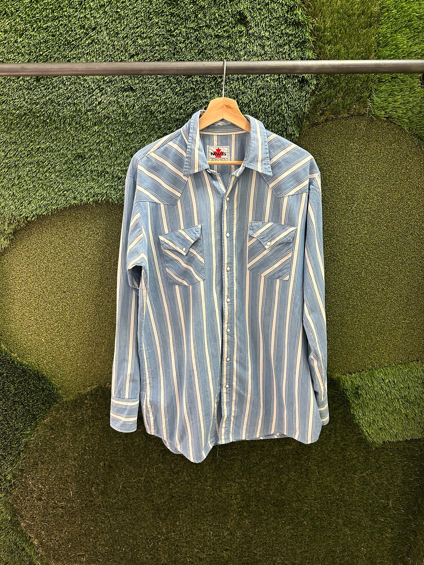 Vintage 1980s MWG Pinstriping Pearl Snap Shirt - XL