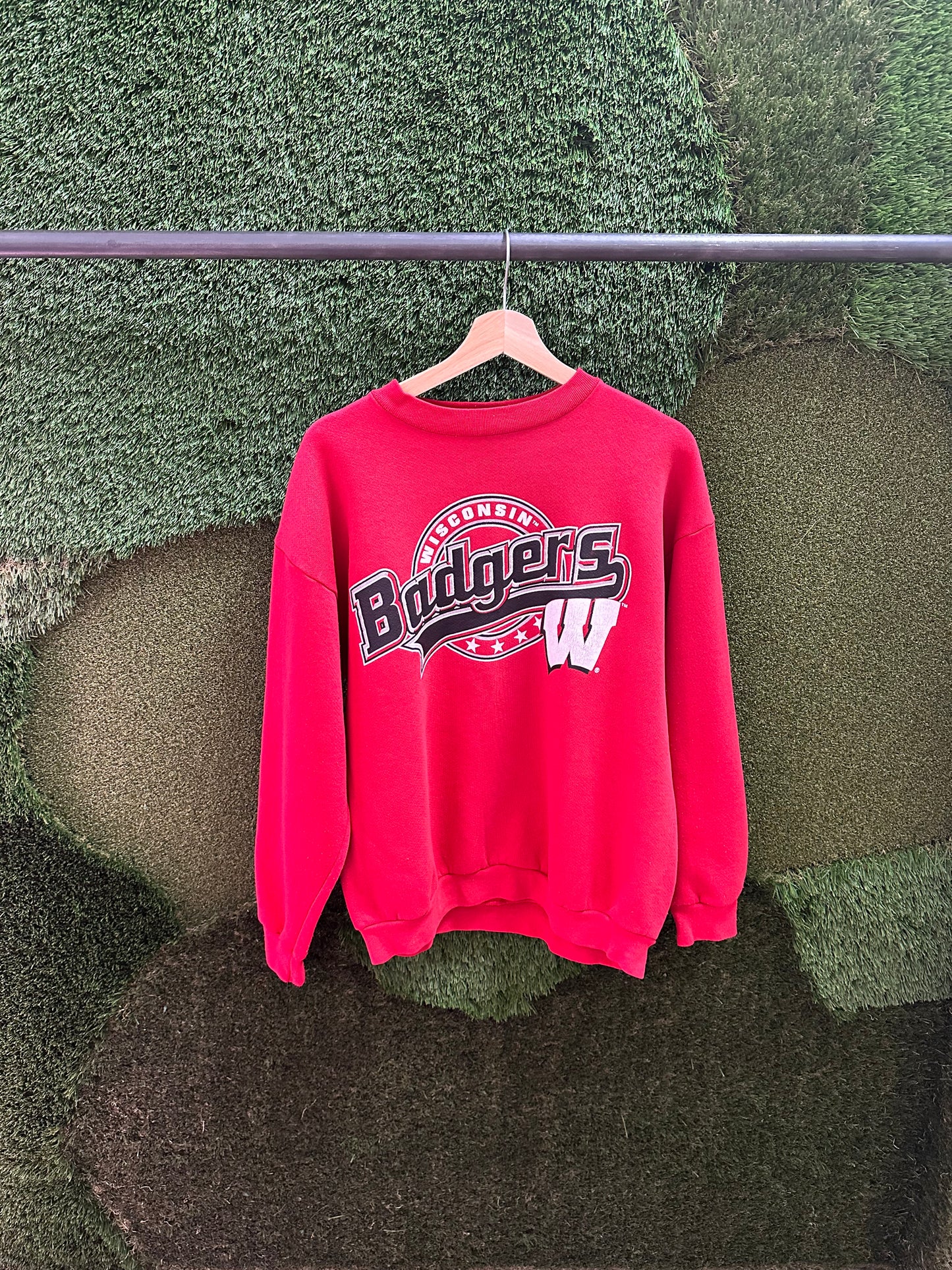 Vintage NCAA Wisconsin Badgers Collegiate Crewneck - L