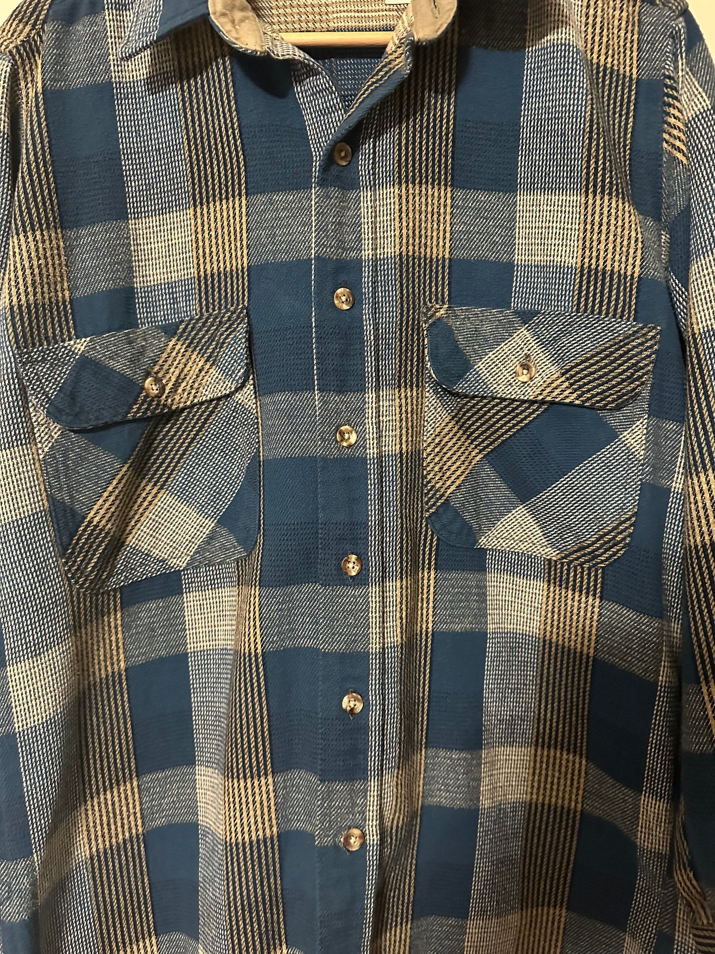 90s Field And Stream Plaid Shirt - M