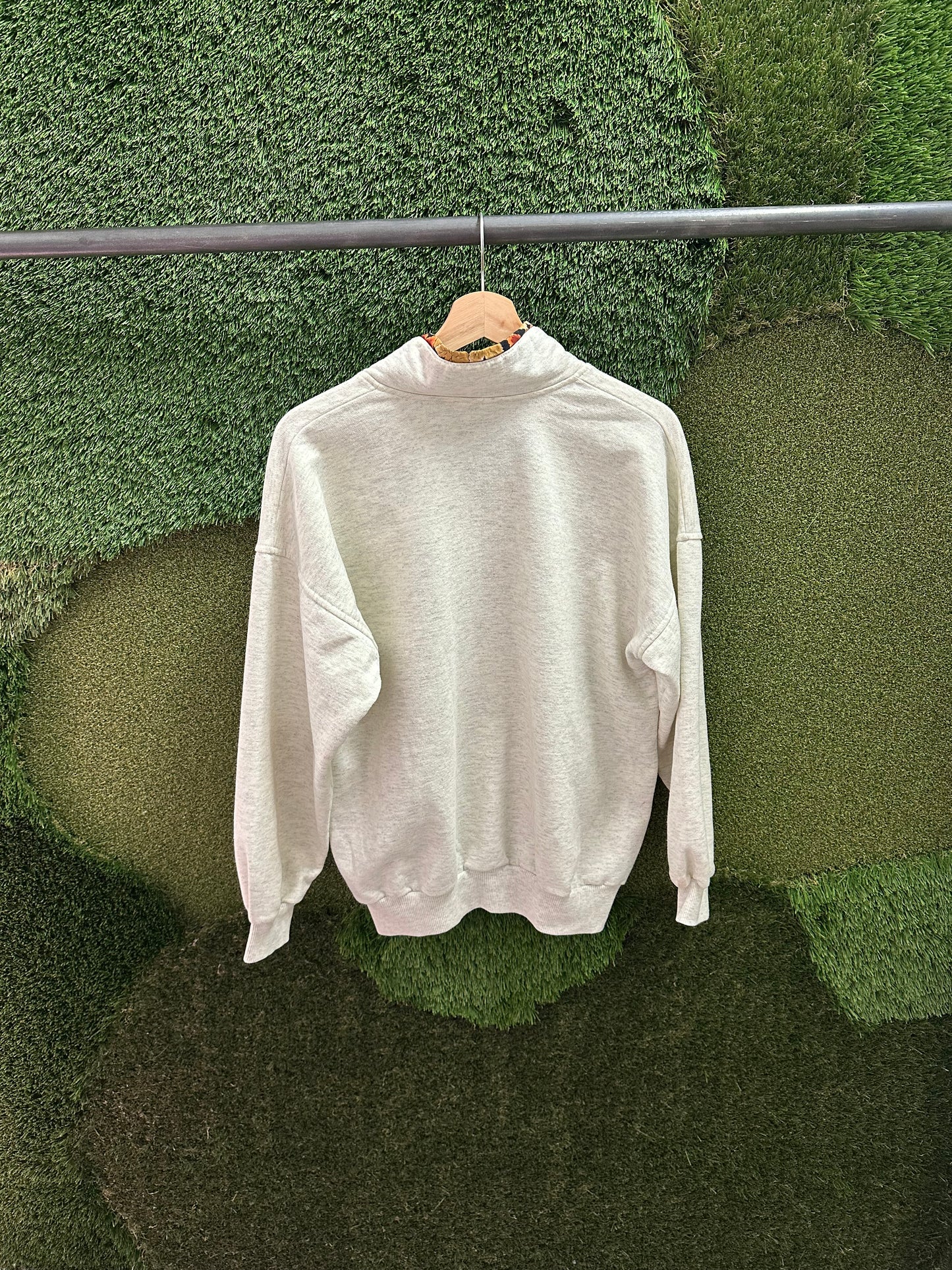 Vintage Victoria Collared 1/4 Zip Sweatshirt - S