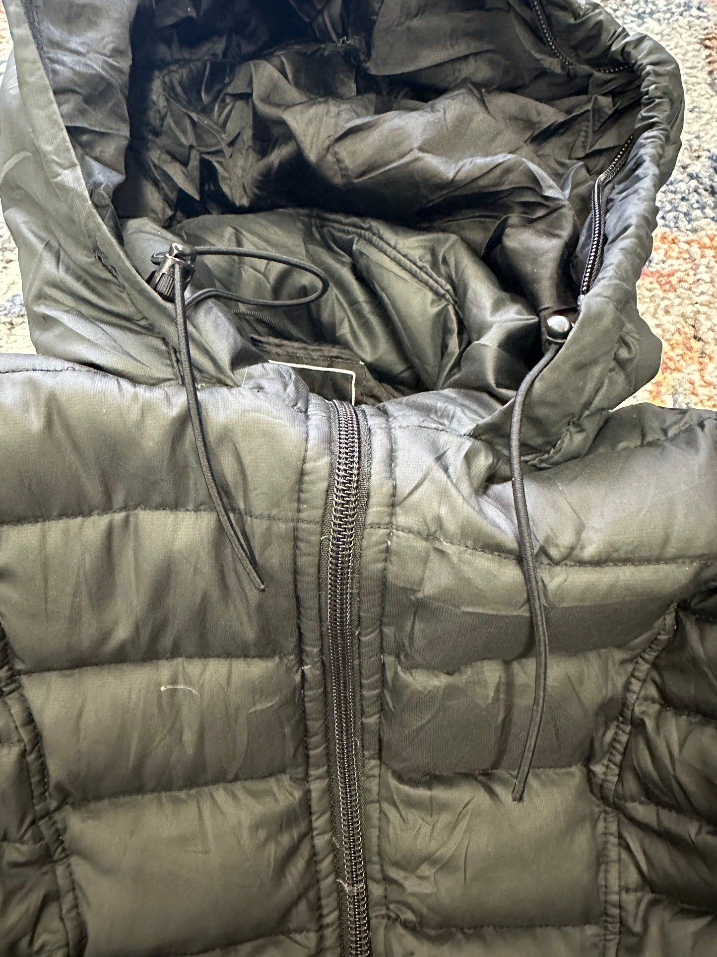 The North Face 600 Black Puffer Jacket - S