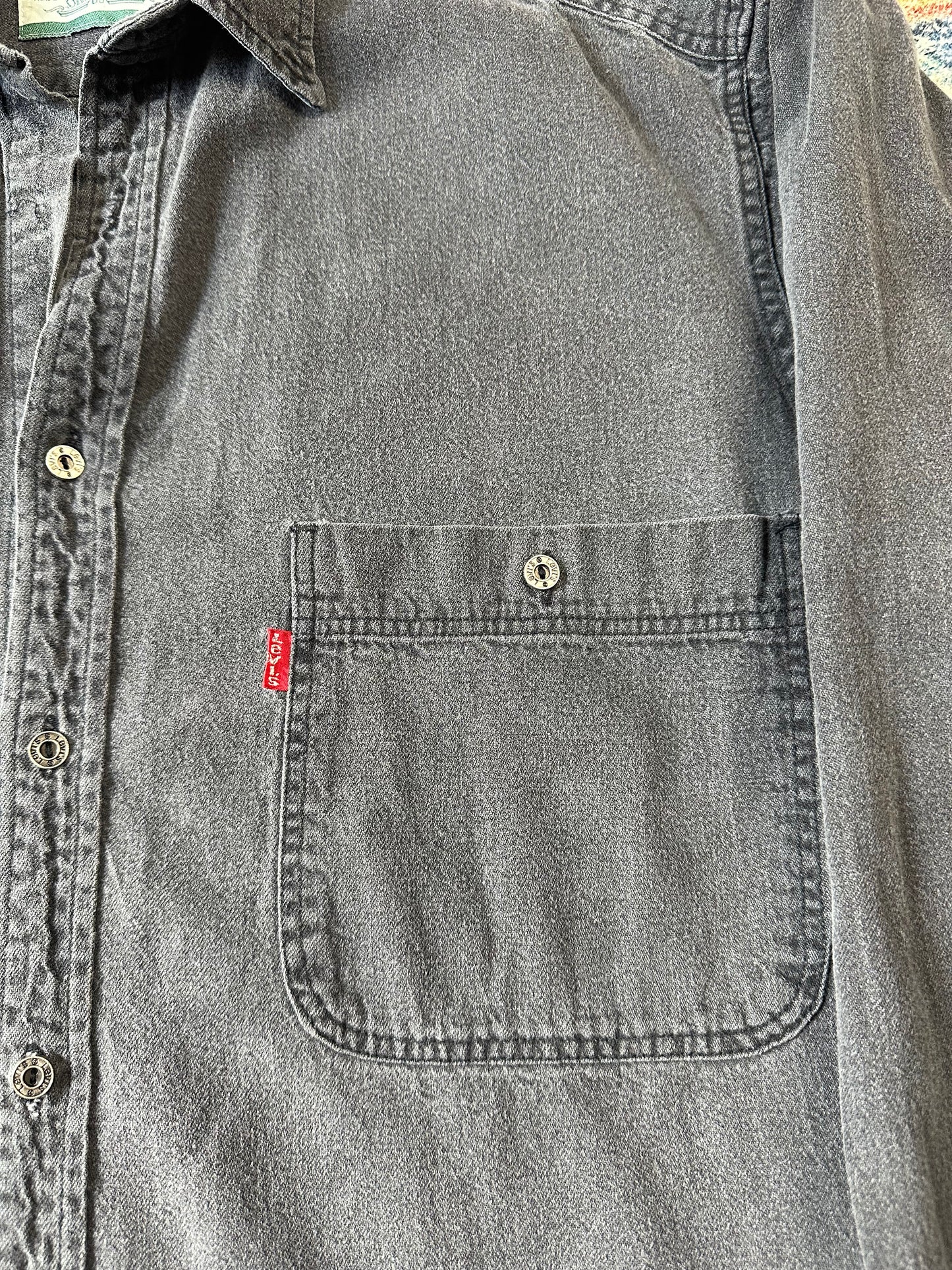 00s Levi’s Black Button-up Shirt - L
