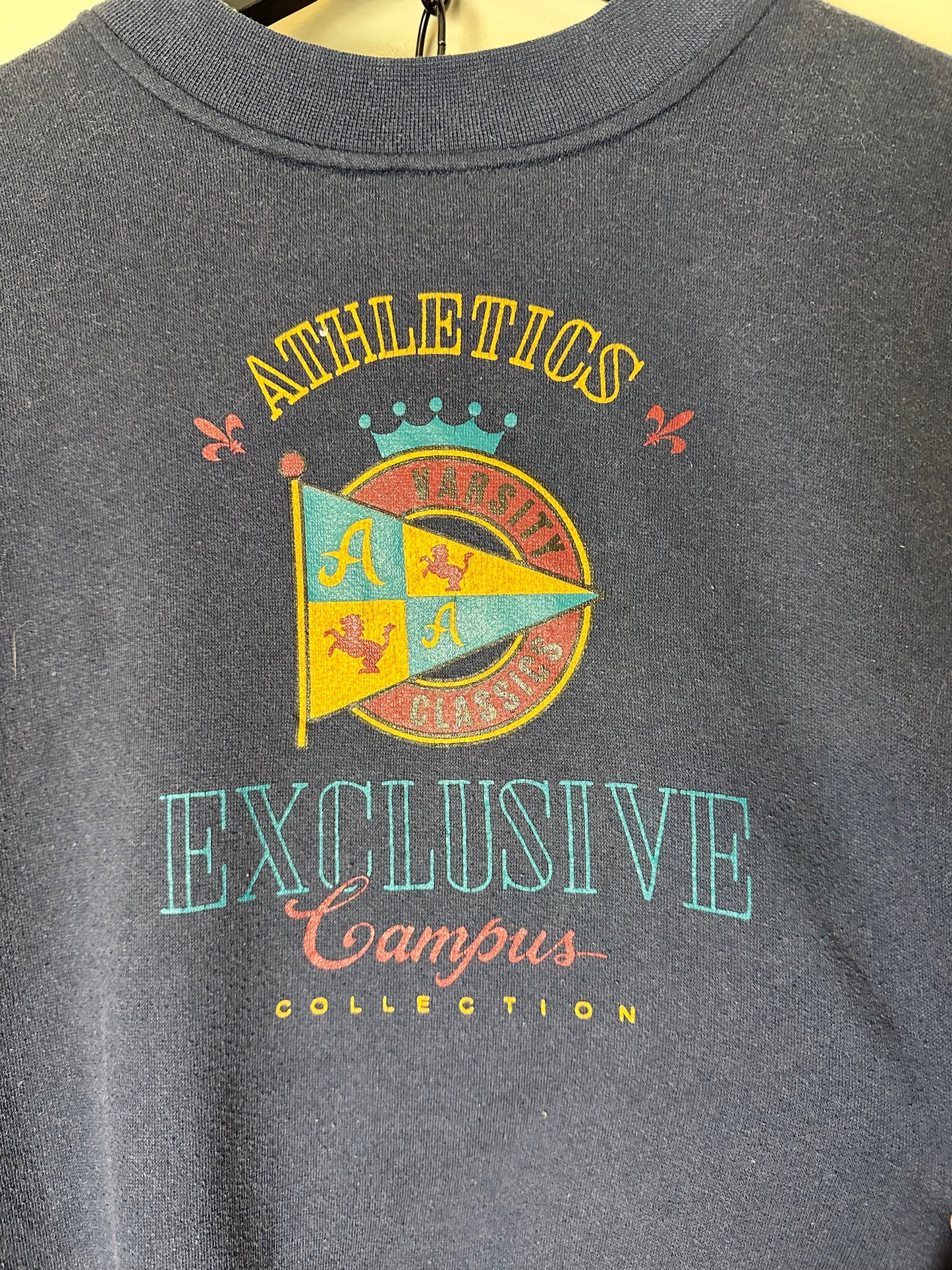 Vintage Athletics Exclusive Crest Logo Crewneck - M