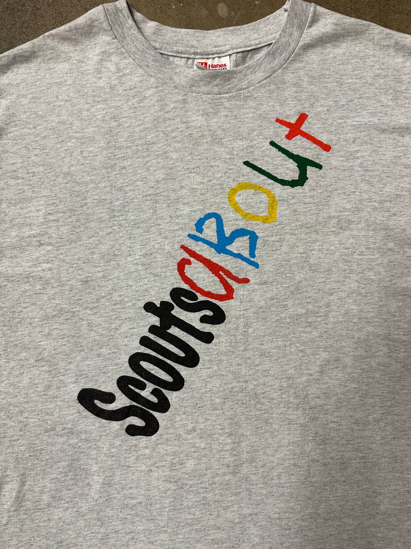 Vintage Scouts About Crayon Spellout T-shirt - L