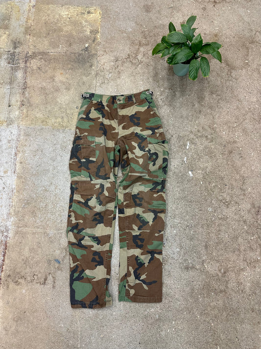 00s Military Camouflage Cargo Pants - 30