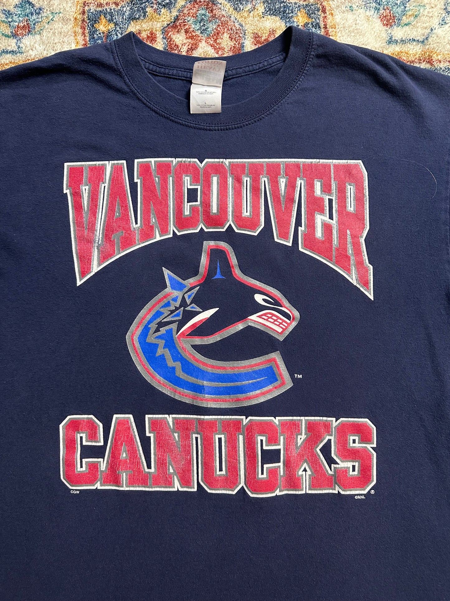 00s NHL Vancouver Canucks Logo T-shirt - L