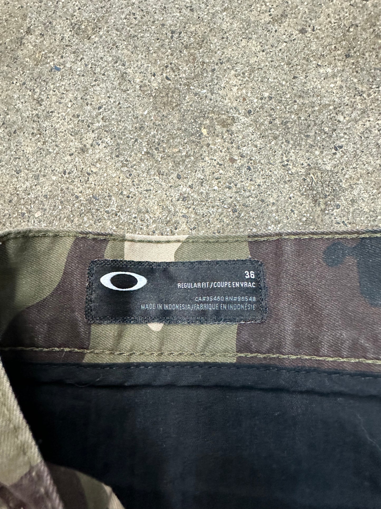 Oakley Camouflage Shorts - 38