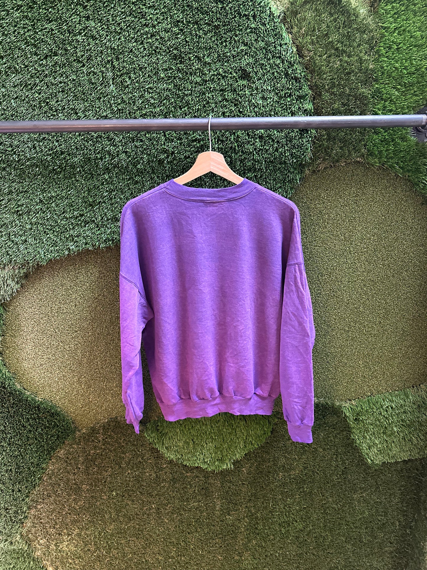 80s Purple Faded Quebec Crest Crewneck - M