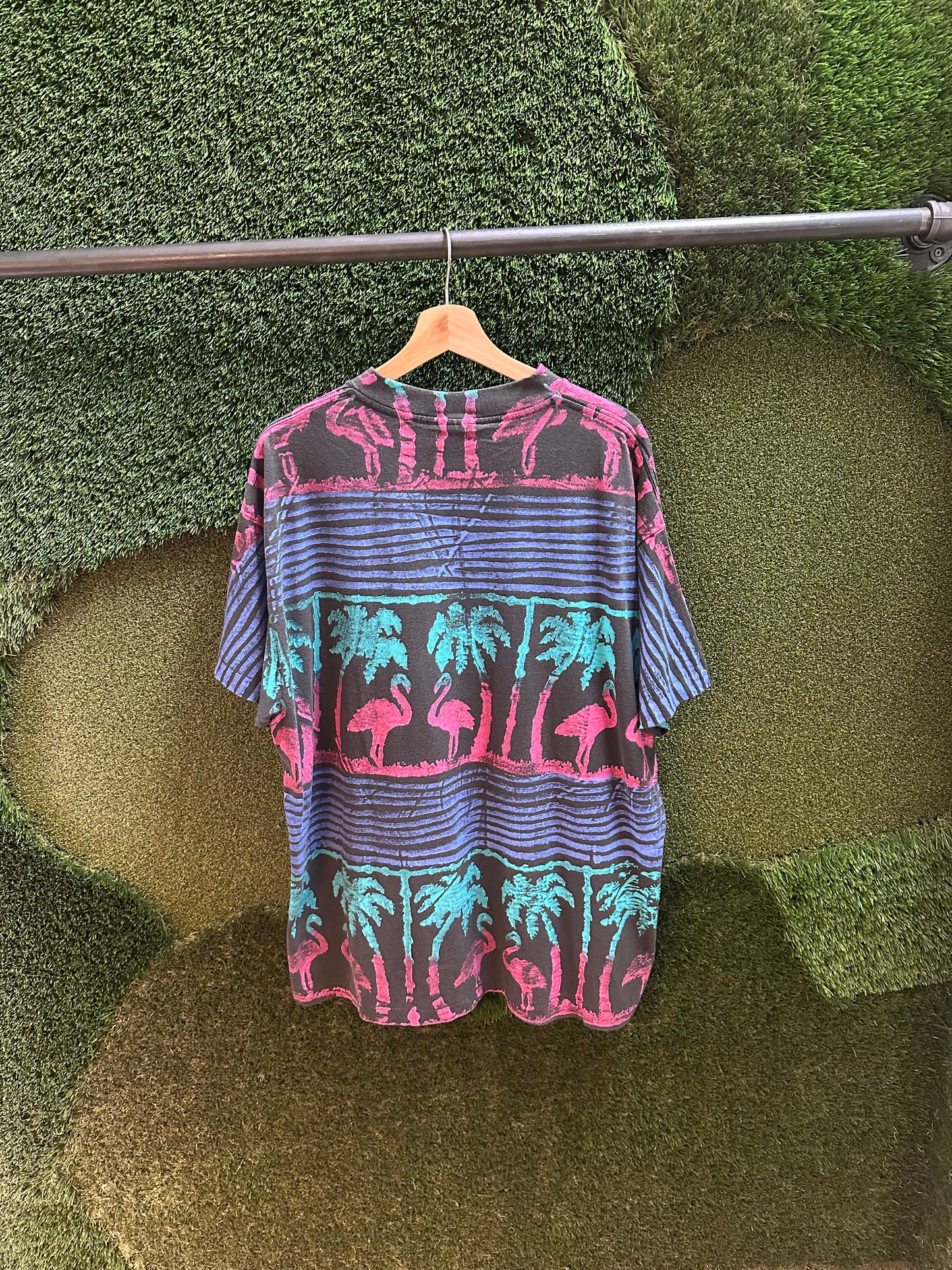 90s Flamingo All Over Print Painted T-shirt - XL