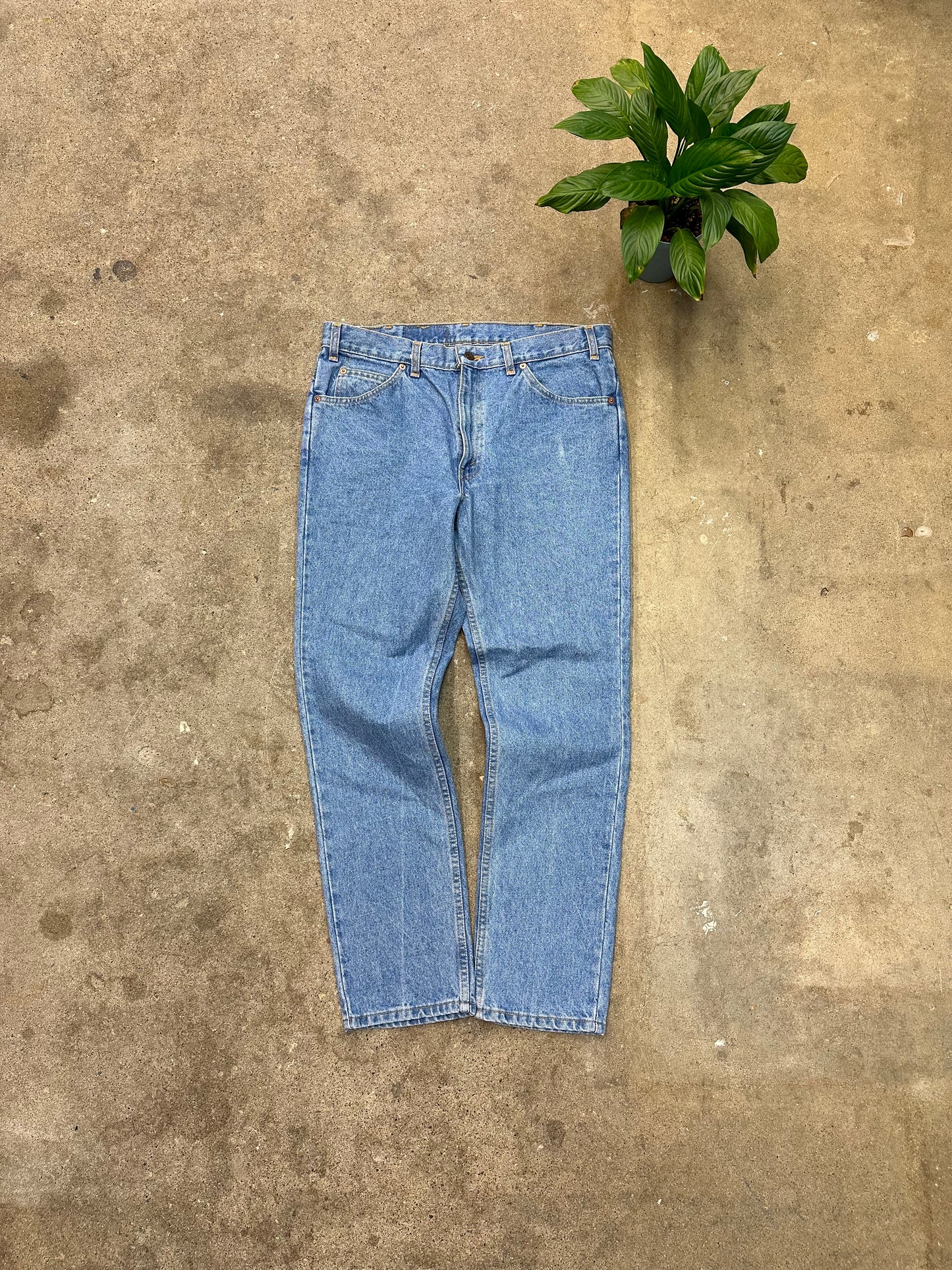 Vintage Levi’s 506 Light Wash Jeans - 36