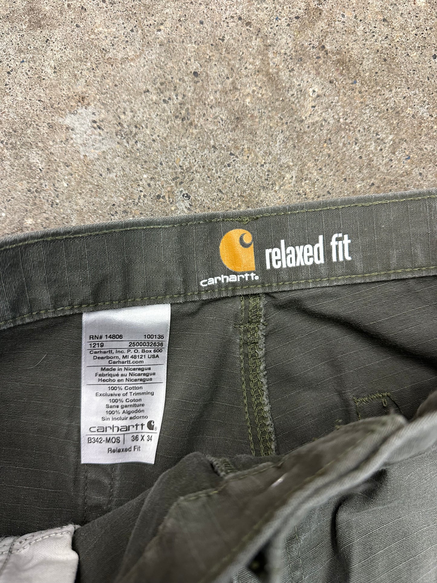 00s Carhartt Cargo Utility Workwear Pants - 36