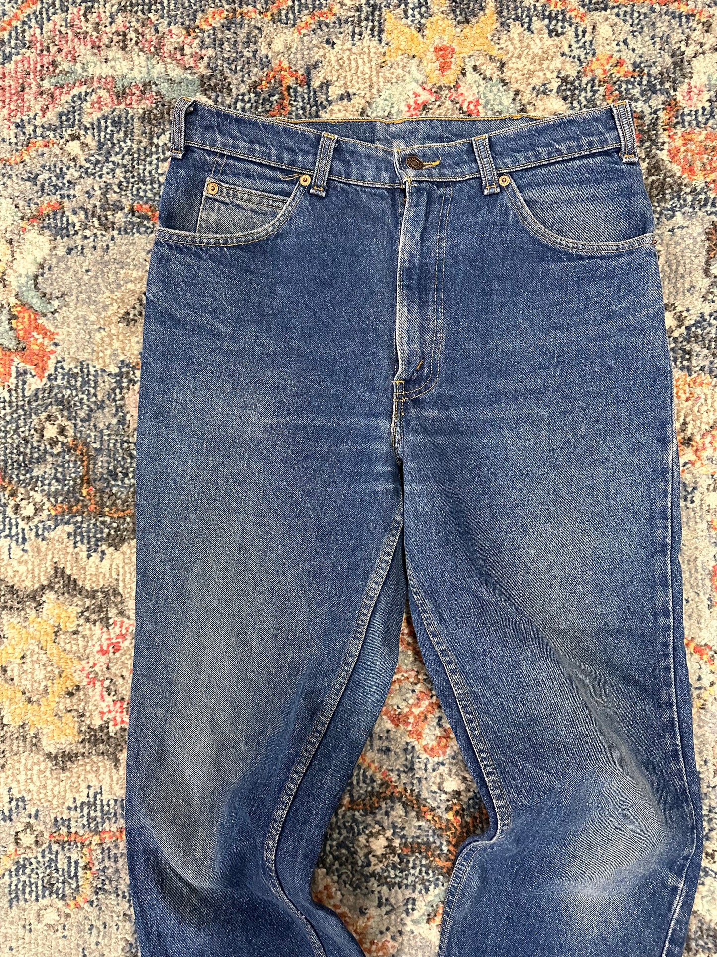 Vintage Levi’s 619 Orange Tab Jeans - 32