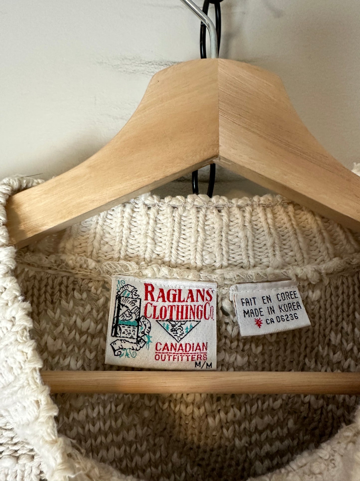 90s Raglans Clothing Textured Sweater - M