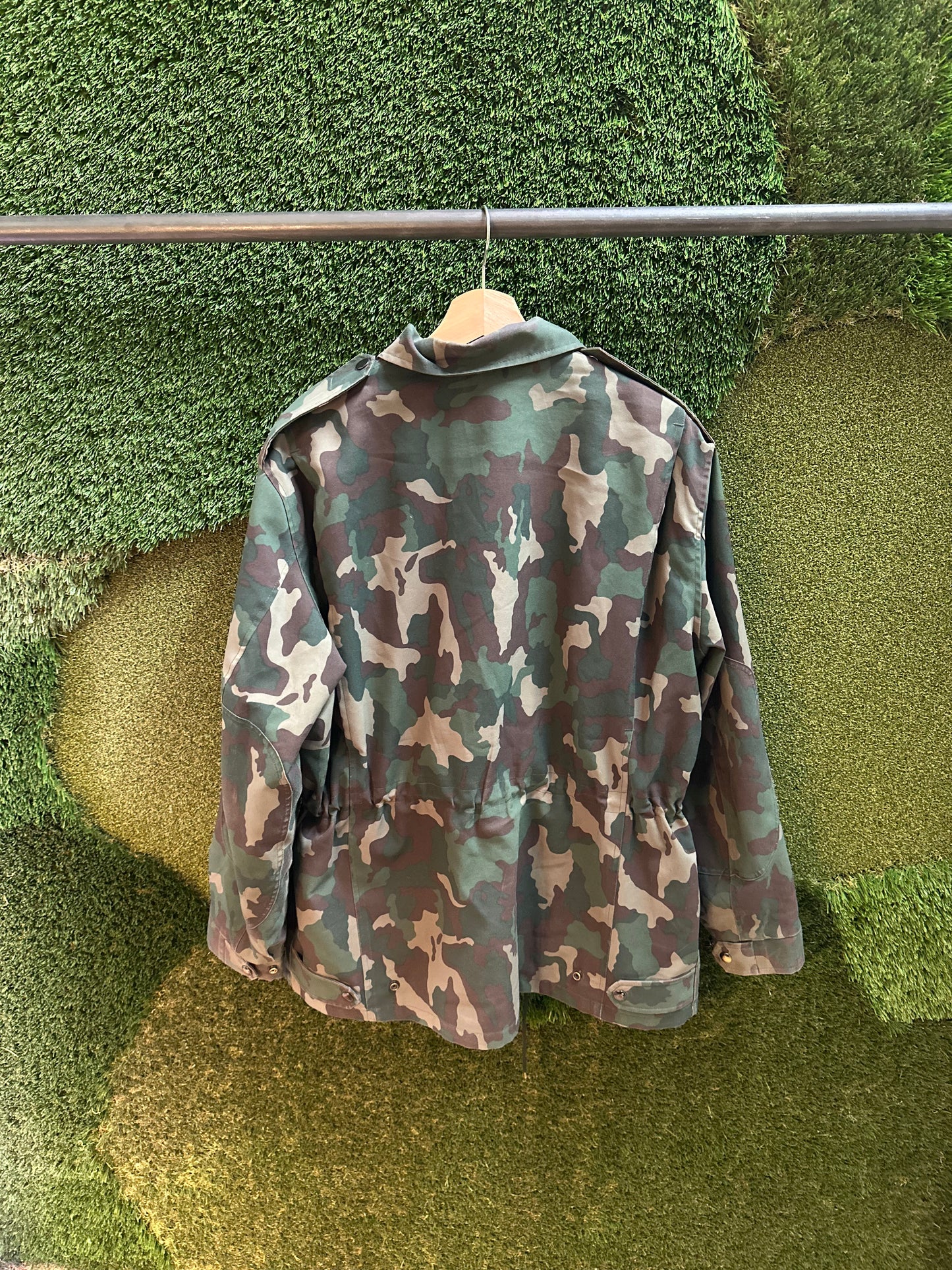 90s Camouflage Military Multi Pocket Jacket - L