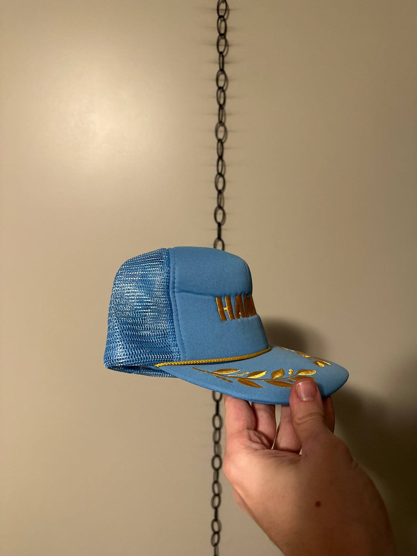 80s Hawaii Spellout Trucker Hat